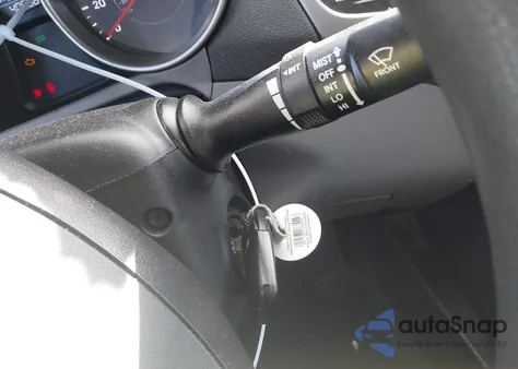 2016 Hyundai Elantra Se from USA, damaged, VIN 5NPDH4AE9GH666640